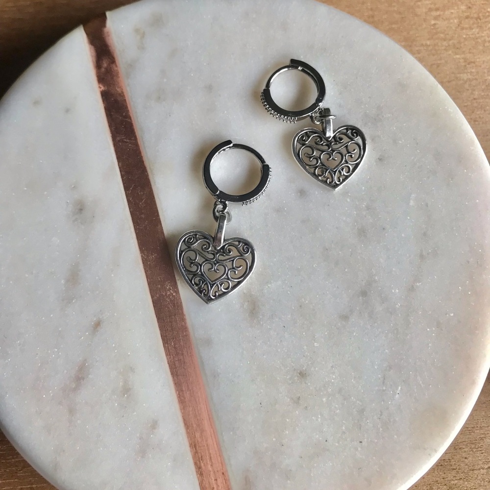 Silver filigree heart huggy hoop rhinestone earrings NWT